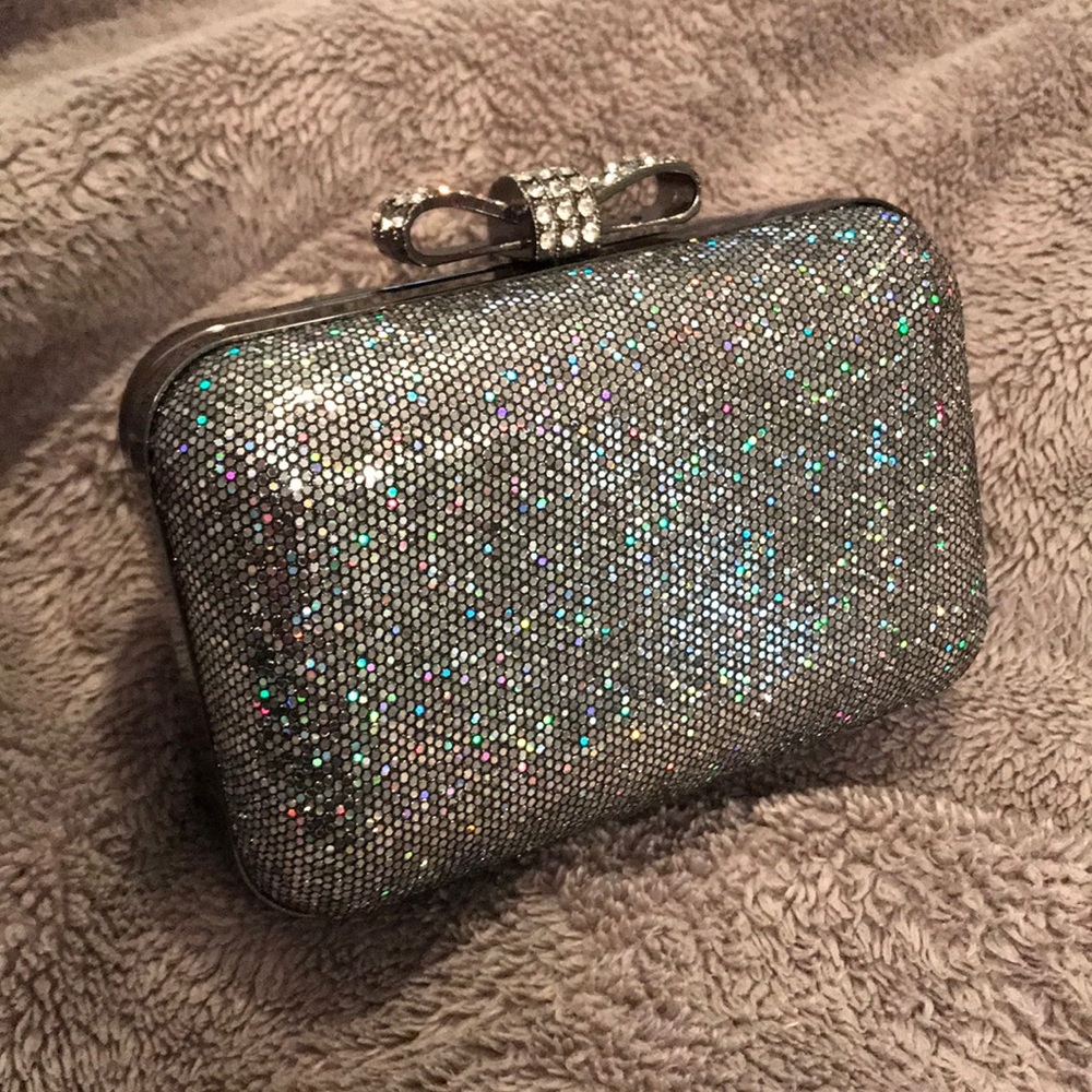 La Regale Silver Glitter Fabric Clutch